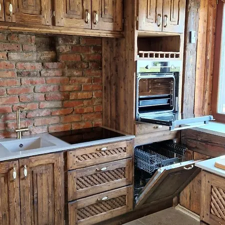 Uue-jaani Talu Puhkemaja * Ikla