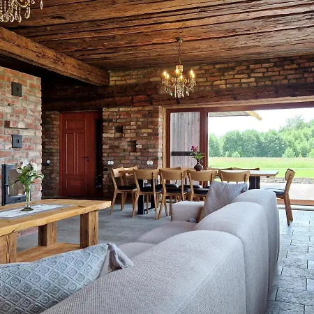 Uue-jaani Talu Puhkemaja Ferienhaus *