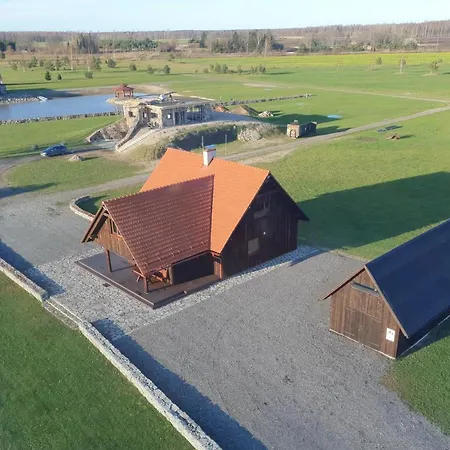 Uue-jaani Talu Puhkemaja Ferienhaus *