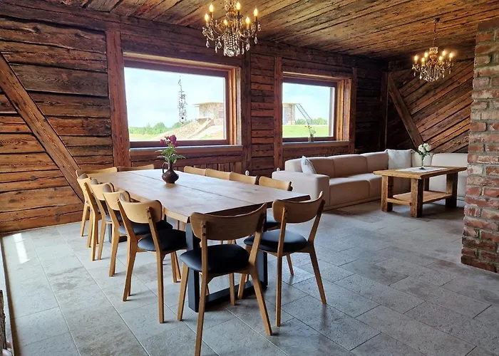 Uue-jaani Talu Puhkemaja *