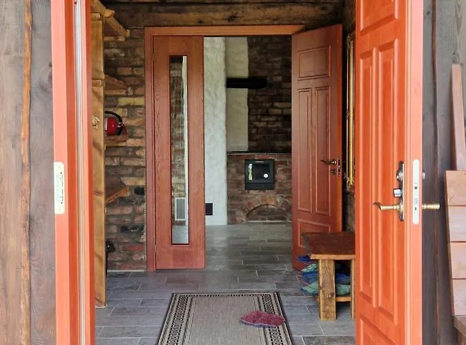 Puhkemaja Uue-jaani Talu Puhkemaja *