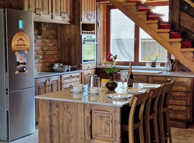 Uue-jaani Talu Puhkemaja *