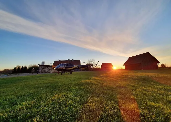 Uue-jaani Talu Puhkemaja Puhkemaja Ikla